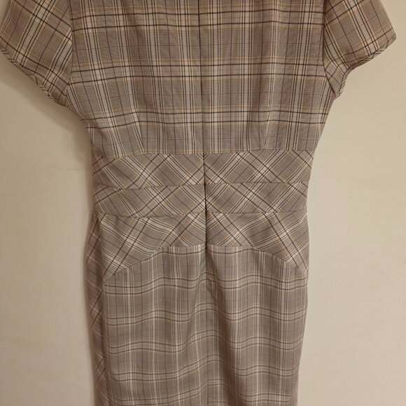 Donna Ricco Dress - Picture 2 of 4